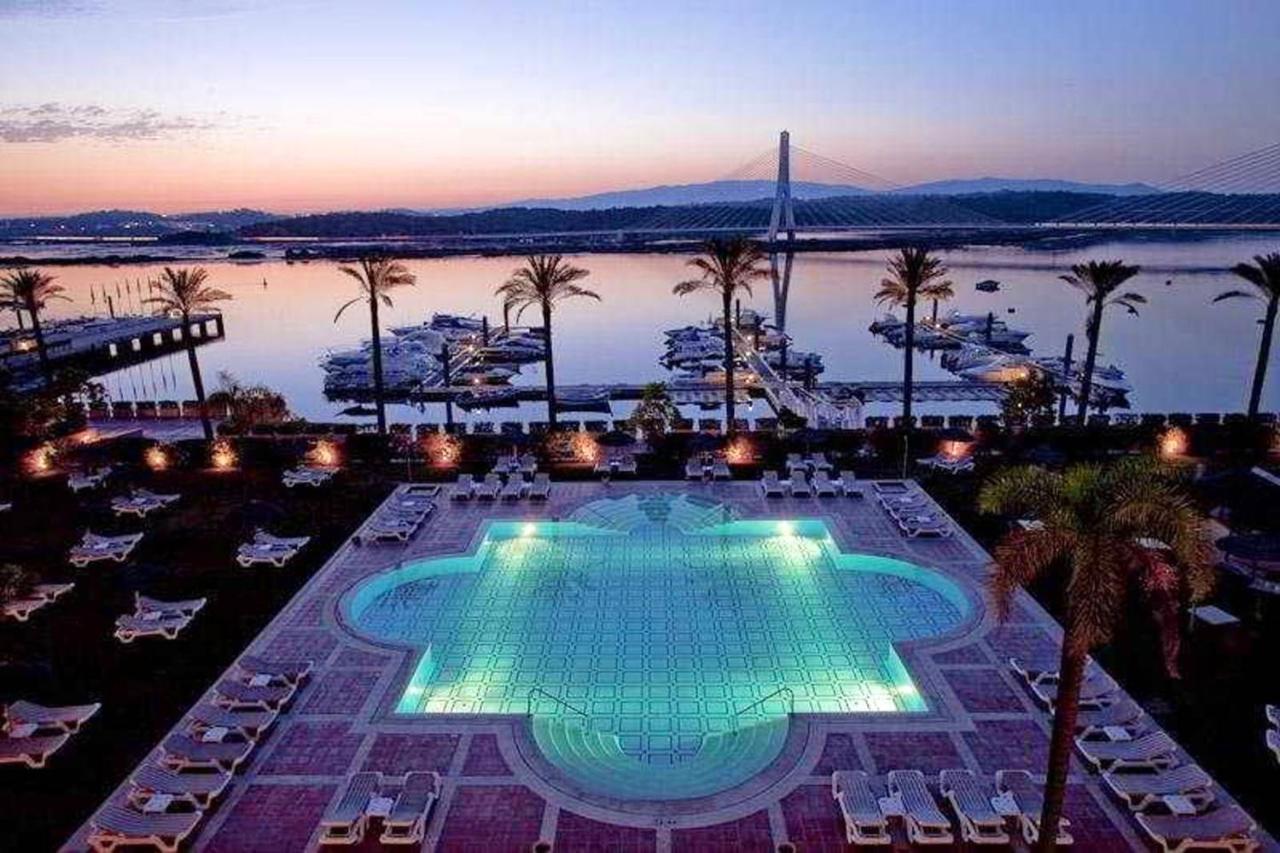 Апартаменты Charming In With Private Pool. *